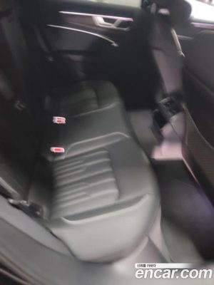Audi A6 45 TFSI 4WD Premium 2025 года из Южной Кореи