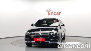 Mercedes-Benz E-Class E350 4MATIC Exclusive 2023 года из Южной Кореи