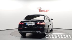 Mercedes-Benz E-Class E350 4MATIC Exclusive 2023 года из Южной Кореи