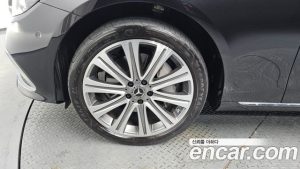 Mercedes-Benz E-Class E350 4MATIC Exclusive 2023 года из Южной Кореи