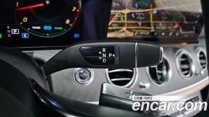 Mercedes-Benz E-Class E350 4MATIC Exclusive 2023 года из Южной Кореи
