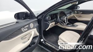 Mercedes-Benz E-Class E350 4MATIC Exclusive 2023 года из Южной Кореи