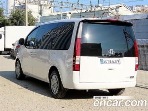 Hyundai Staria HEV 1.6 Wagon 5 2025 года из Южной Кореи