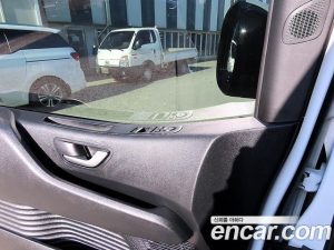 Hyundai Staria HEV 1.6 Wagon 5 2025 года из Южной Кореи