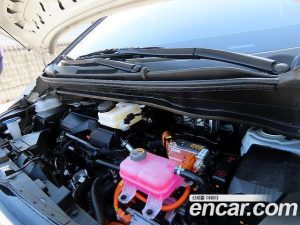 Hyundai Staria HEV 1.6 Wagon 5 2025 года из Южной Кореи
