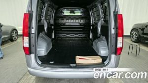 Hyundai Staria L3.5 Wagon 3Door 2025 года из Южной Кореи