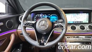 Mercedes-Benz E-Class E250 AMG Line 2023 года из Южной Кореи