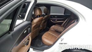 Mercedes-Benz E-Class E250 AMG Line 2023 года из Южной Кореи