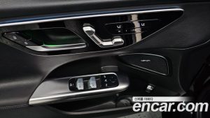 Mercedes-Benz C-Class C300 4MATIC Avantgarde 2024 года из Южной Кореи