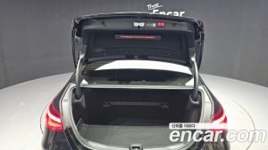 Mercedes-Benz C-Class C300 4MATIC Avantgarde 2024 года из Южной Кореи
