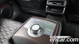 Genesis G80 Бензин 2.5 Turbo AWD 2025 года из Южной Кореи