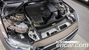 Mercedes-Benz E-Class E200 Avantgarde 2025 года из Южной Кореи