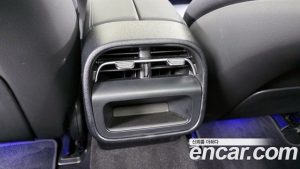 Mercedes-Benz E-Class E200 Avantgarde 2025 года из Южной Кореи