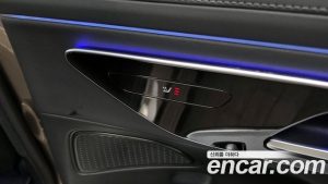 Mercedes-Benz E-Class E200 Avantgarde 2025 года из Южной Кореи