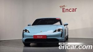 Porsche Taycan Base 2022 года из Южной Кореи