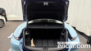 Porsche Taycan Base 2022 года из Южной Кореи