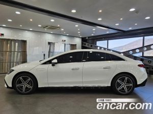 Mercedes-Benz EQE EQE350+ 2024 года из Южной Кореи