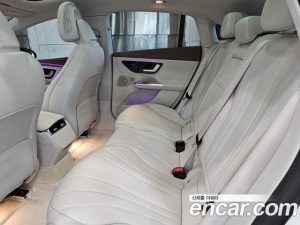 Mercedes-Benz EQE EQE350+ 2024 года из Южной Кореи