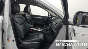 Renault-KoreaSamsung QM6 2.0 GDe LE Signature 2WD 2023 года из Южной Кореи