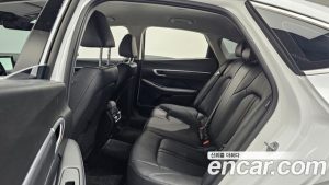 Hyundai Sonata 1.6 Turbo 2025 года из Южной Кореи