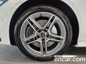 Mercedes-Benz CLA-Class CLA250 4MATIC 2025 года из Южной Кореи