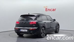 Mini Clubman JCW 2023 года из Южной Кореи