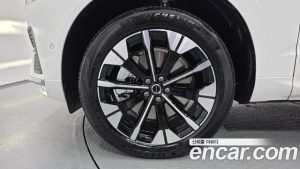 Volvo XC60 B5 Ultra Bright Air Air Suspension 2026 года из Южной Кореи