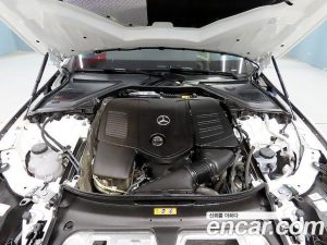 Mercedes-Benz E-Class E200 Avantgarde 2024 года из Южной Кореи