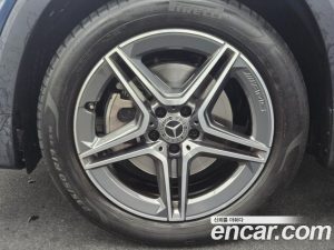 Mercedes-Benz GLB-Class GLB250 4MATIC 2023 года из Южной Кореи
