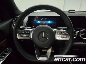 Mercedes-Benz GLB-Class GLB250 4MATIC 2023 года из Южной Кореи