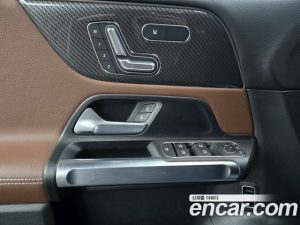 Mercedes-Benz GLB-Class GLB250 4MATIC 2023 года из Южной Кореи