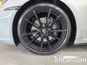 Porsche 911 CARRERA 4 Cabriolet 2024 года из Южной Кореи