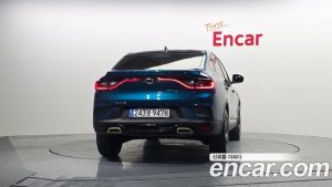 Renault-KoreaSamsung XM3 1.6 E-TECH Inspire Design Charger 2024 года из Южной Кореи