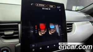 Renault-KoreaSamsung XM3 1.6 E-TECH Inspire Design Charger 2024 года из Южной Кореи