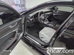 Audi RS6 4.0 TFSI 4WD Avant Performance 2025 года из Южной Кореи