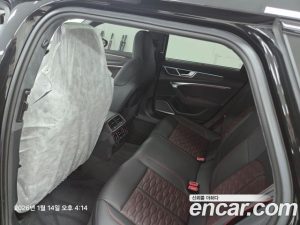 Audi RS6 4.0 TFSI 4WD Avant Performance 2025 года из Южной Кореи