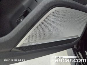 Audi RS6 4.0 TFSI 4WD Avant Performance 2025 года из Южной Кореи