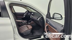 BMW X4 xDrive20i xLine 2025 года из Южной Кореи