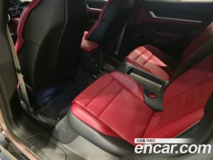 Porsche Taycan Base 2022 года из Южной Кореи