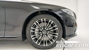Mercedes-Benz S-Class S350 d 4MATIC 2025 года из Южной Кореи