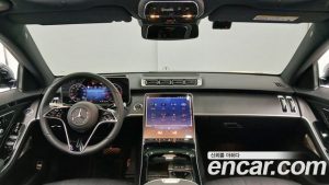 Mercedes-Benz S-Class S350 d 4MATIC 2025 года из Южной Кореи