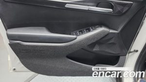 Kia Seltos Бензин 1.6 Turbo 2WD 2024 года из Южной Кореи