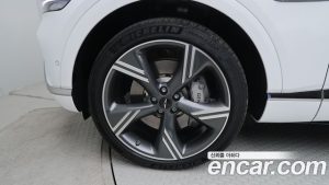 Genesis GV80 2.5T Бензин AWD 2024 года из Южной Кореи