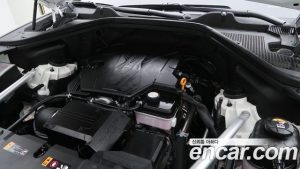 Genesis GV80 2.5T Бензин AWD 2024 года из Южной Кореи