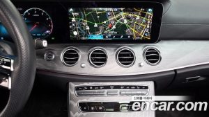Mercedes-Benz E-Class E350 4MATIC AMG Line 2023 года из Южной Кореи