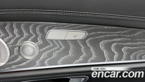 Mercedes-Benz E-Class E350 4MATIC AMG Line 2023 года из Южной Кореи