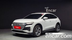 Audi Q4 e-tron 40 Premium Sportback 2023 года из Южной Кореи