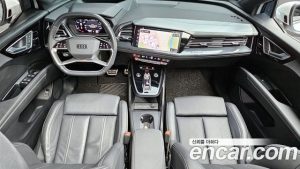 Audi Q4 e-tron 40 Premium Sportback 2023 года из Южной Кореи