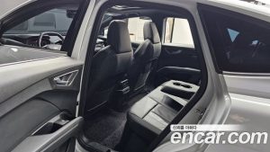 Audi Q4 e-tron 40 Premium Sportback 2023 года из Южной Кореи