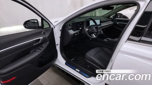 Hyundai Sonata 1.6 Turbo 2025 года из Южной Кореи